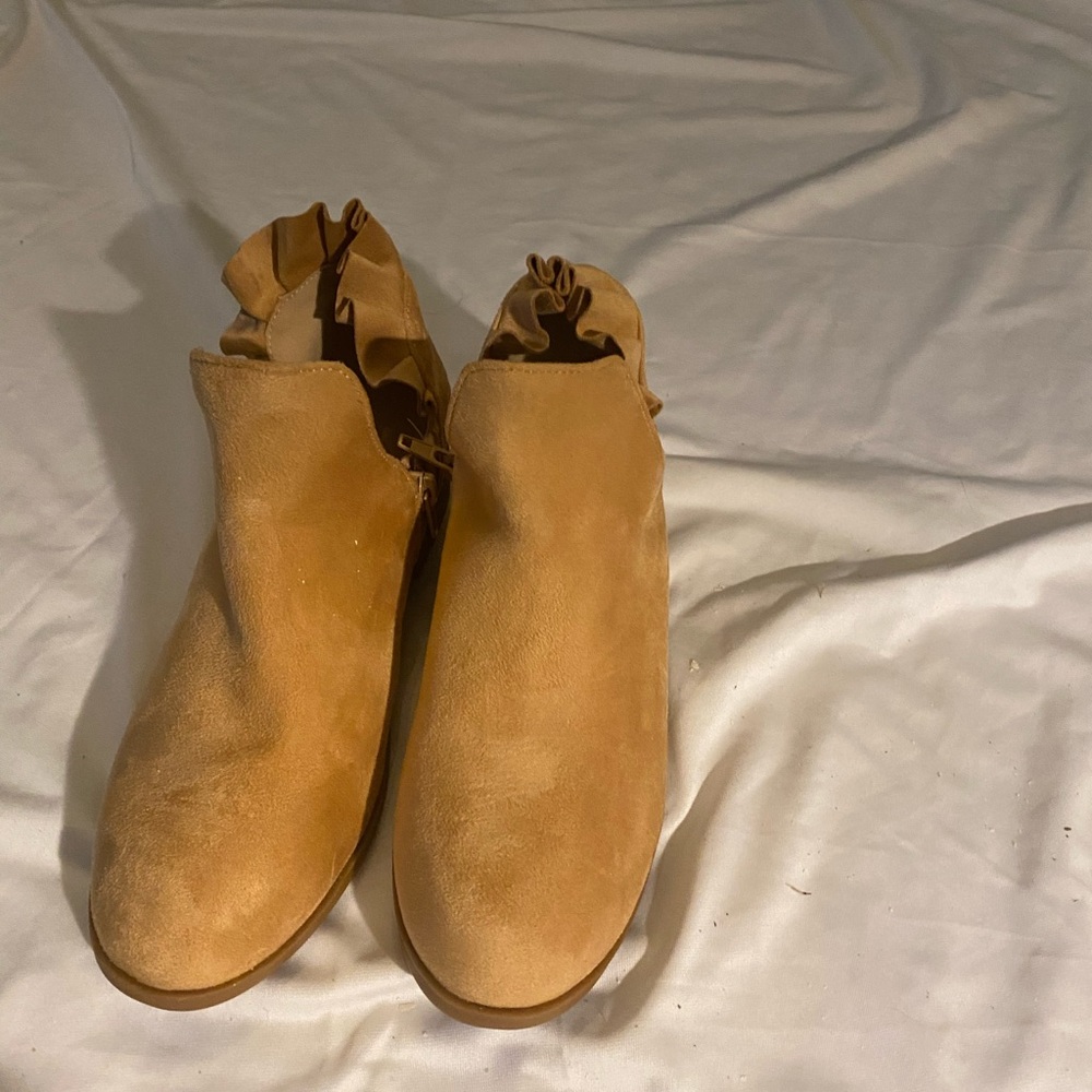 Tan Suede Ankle Booties with Ruffle Detail ZBY Size 4